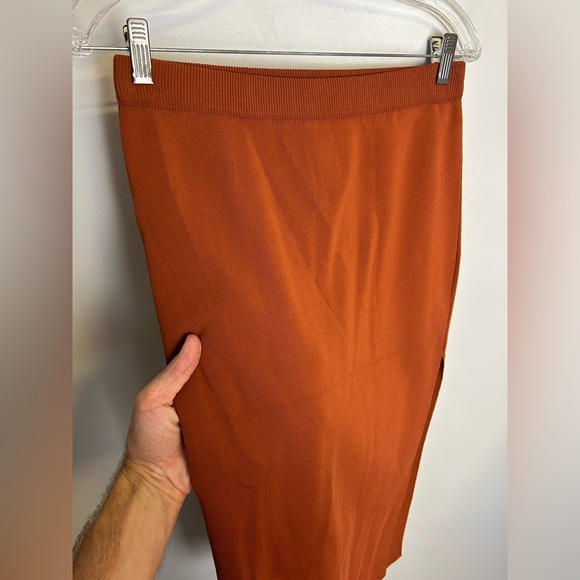 Endless Rose Midi Skirt Slip Hem Size M Bodycon pull on Stretch Fall Old Money - Picture 2 of 10